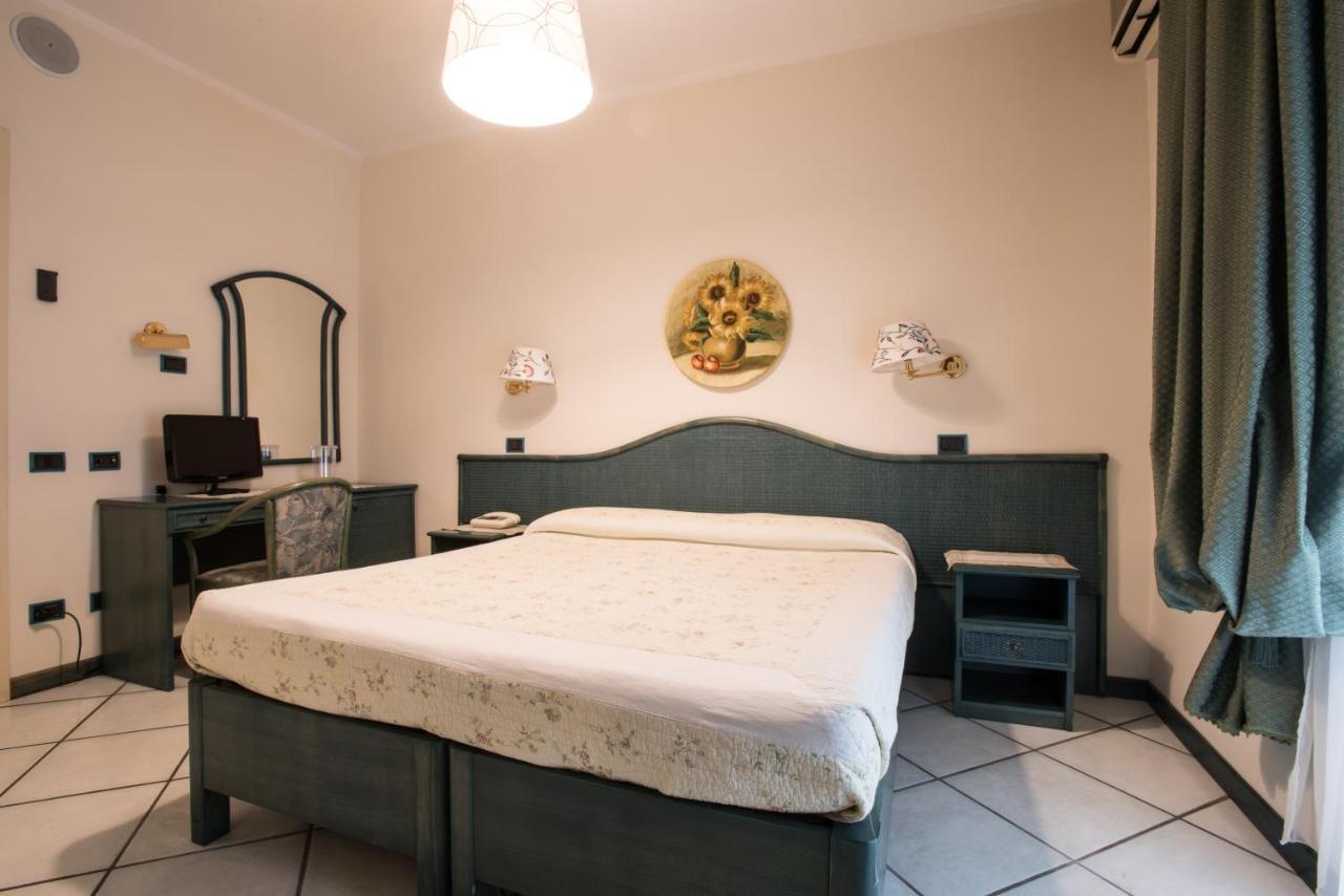 Hotel Kyrton Форте-деи-Марми Экстерьер фото